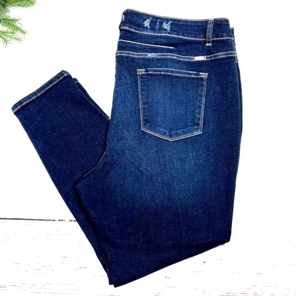 NWOT👖|•KANCAN•| Estilo Super High Rise Skinny Button Fly Jeans Plus Sz 24👖